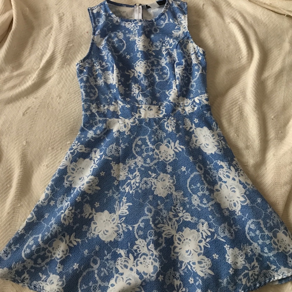 Adorable Blue and White Dress