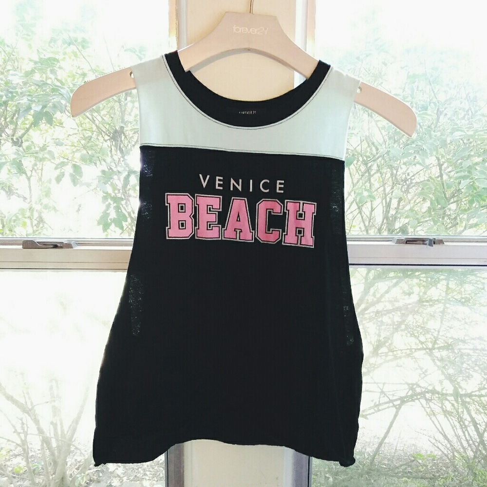 🚫SOLD🚫 F21 venice beach tank