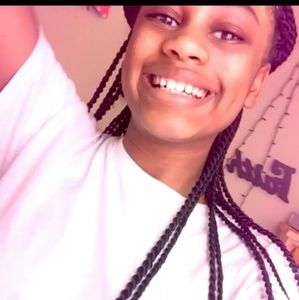 Meet your Posher, Ariel