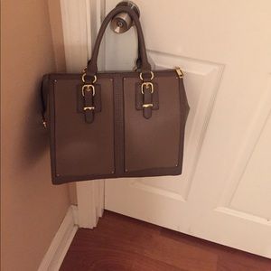Hand bag