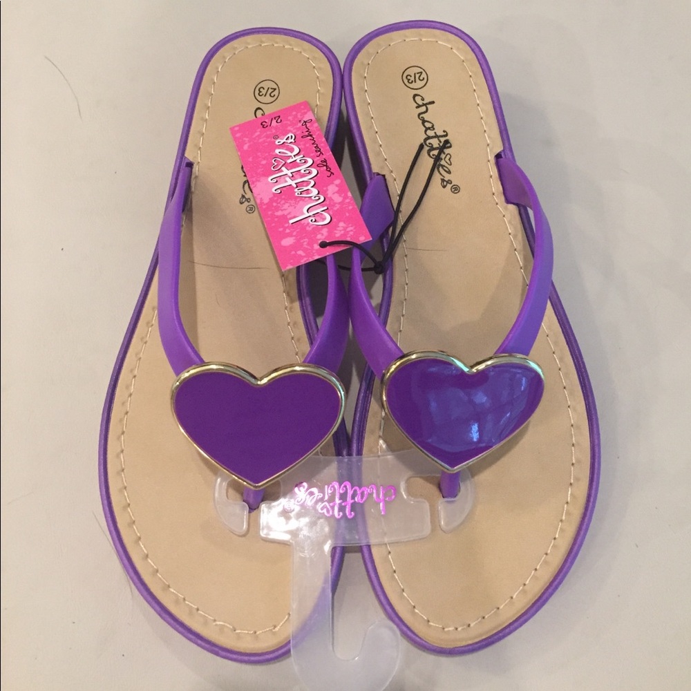 **NWT** Chatties girls flip flops