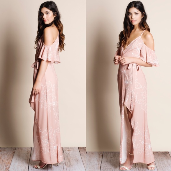 Cold Shoulder Maxi Dress - Picture 2 of 4