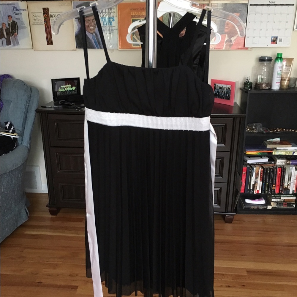 Black dress with white band