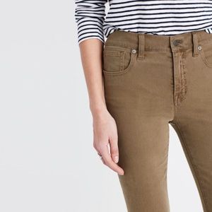Madewell 9" Garment-Dyed High Riser Skinny Jeans