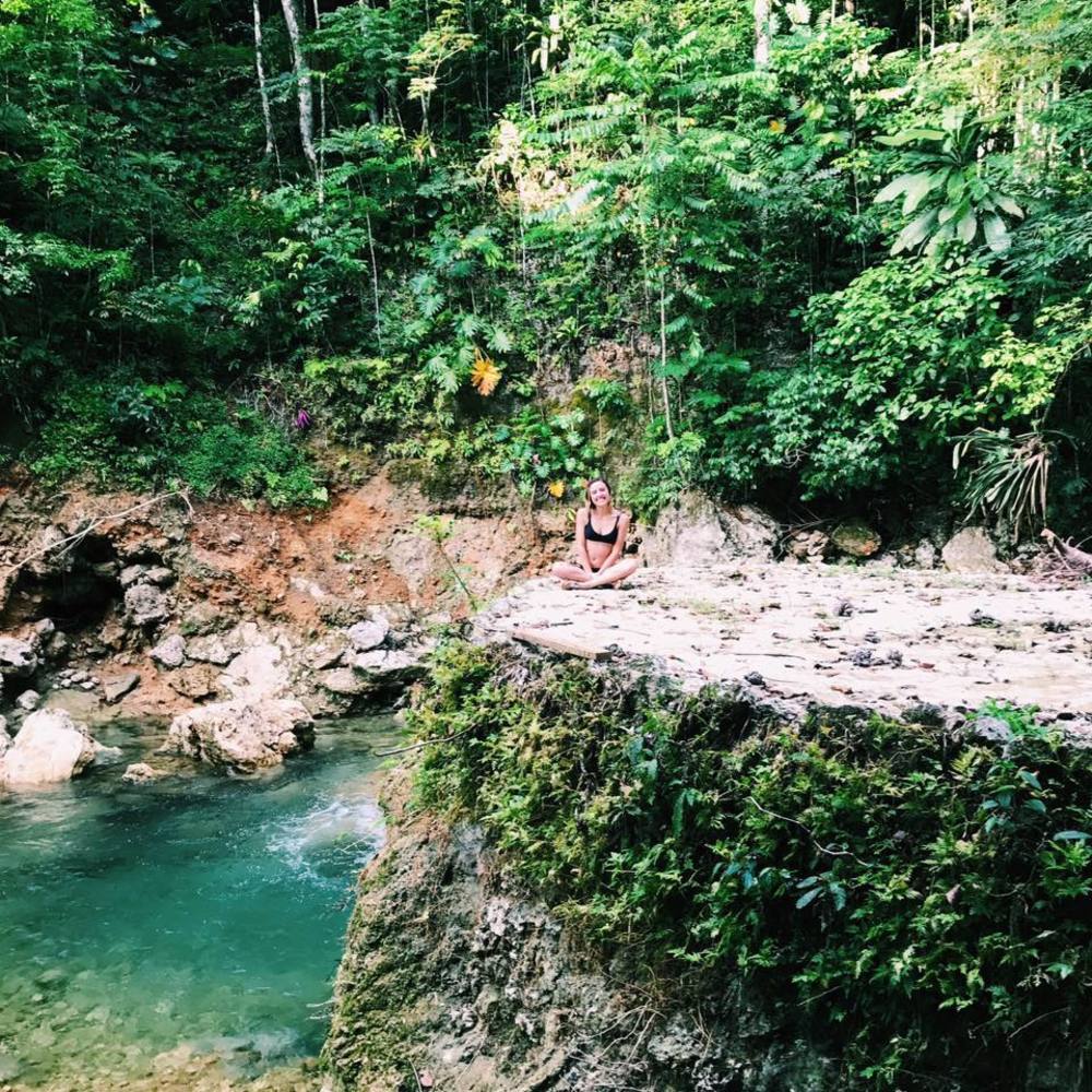 Meet your Posher, Hope