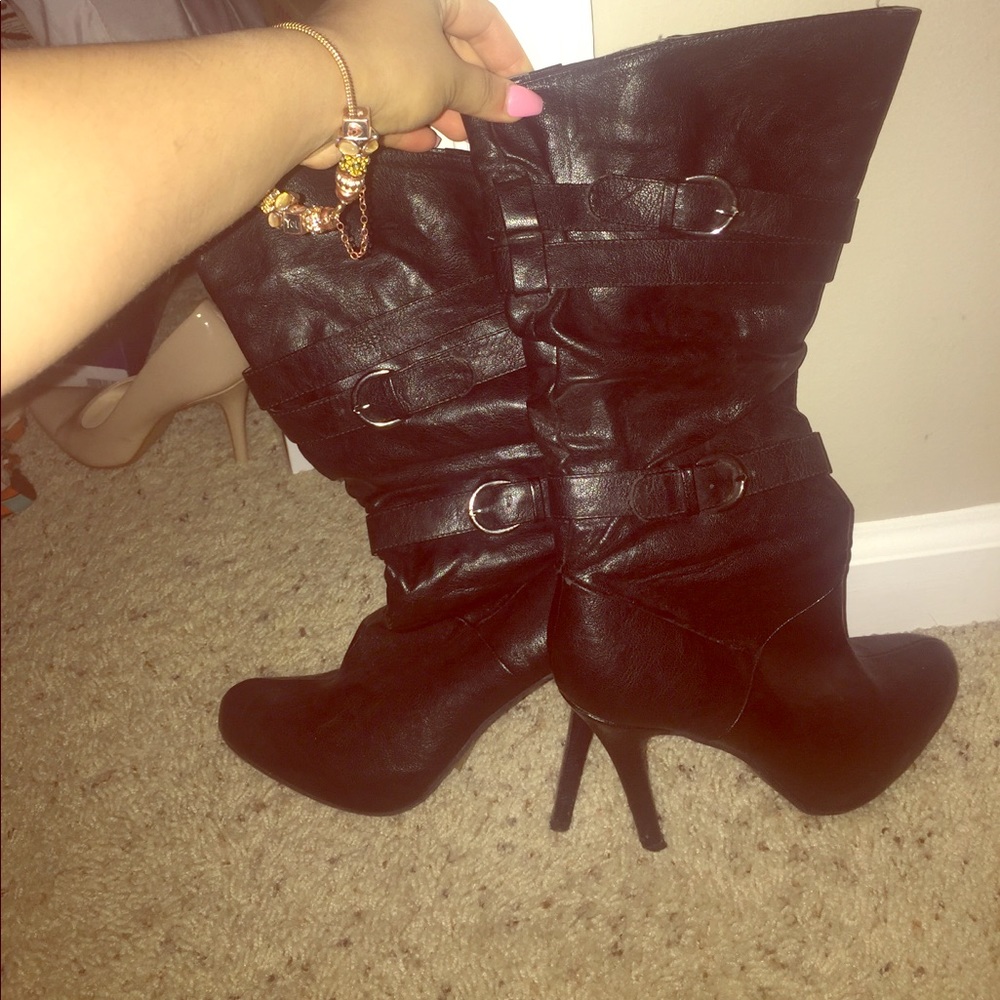 Black sexy heal boots