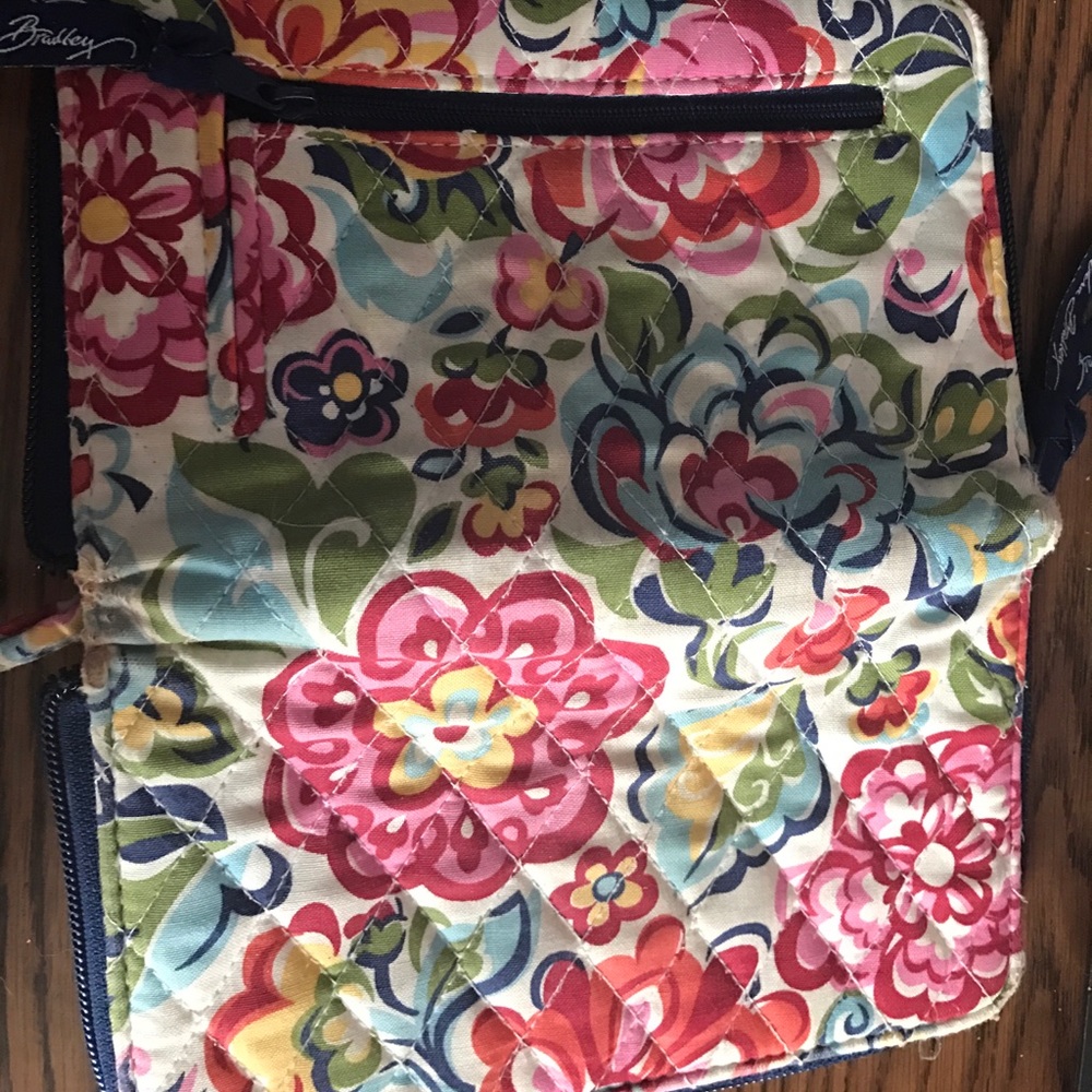 Vera Bradley heavily loved wallet