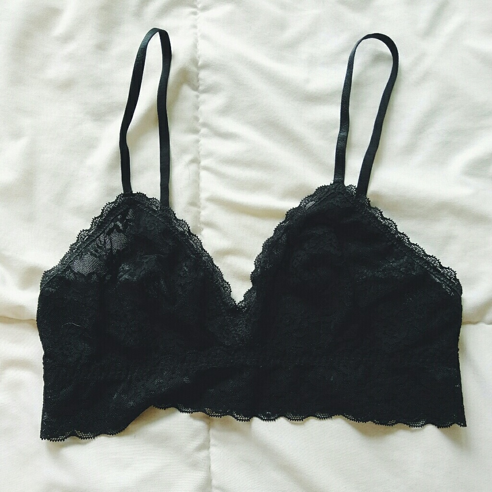 🚫SOLD🚫 NWT! H&M black lace bralette