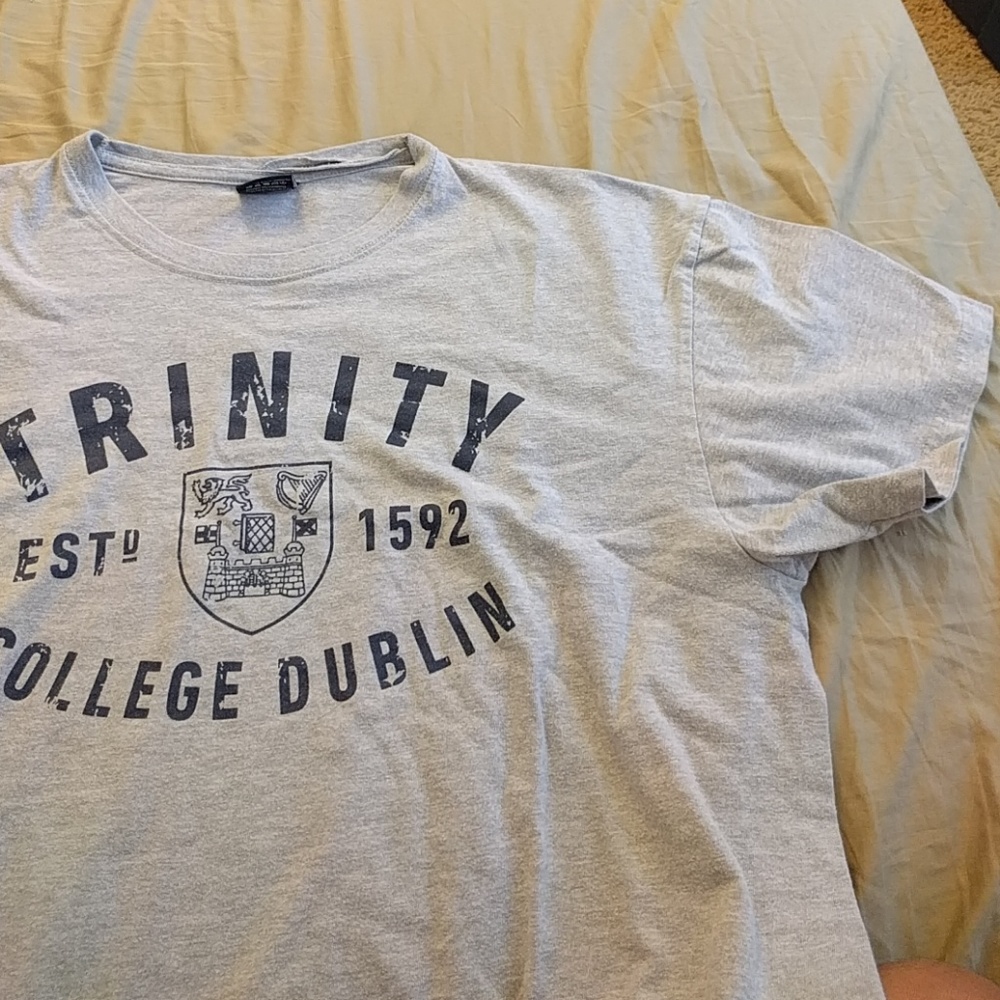 Simple grey T shirt