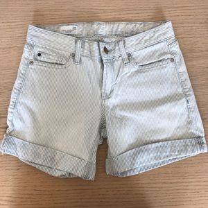 GAP Real Straight Shorts