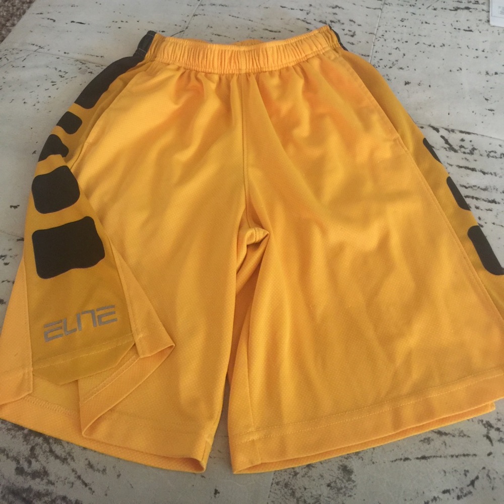 Nike Elite balling shorts.