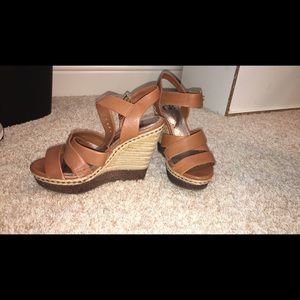Gianni Bini wedges