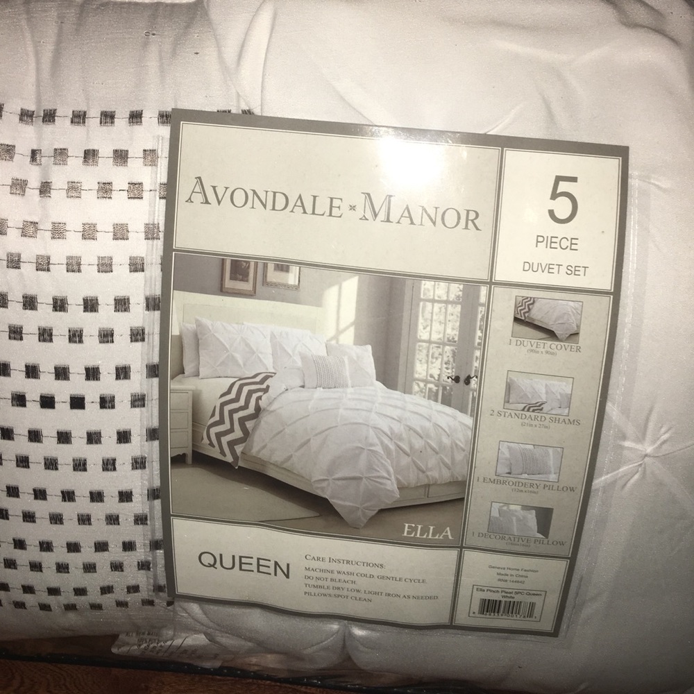 Queen Bedding