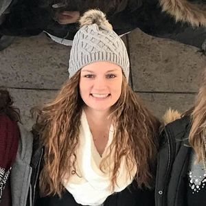 Meet your Posher, Kristin