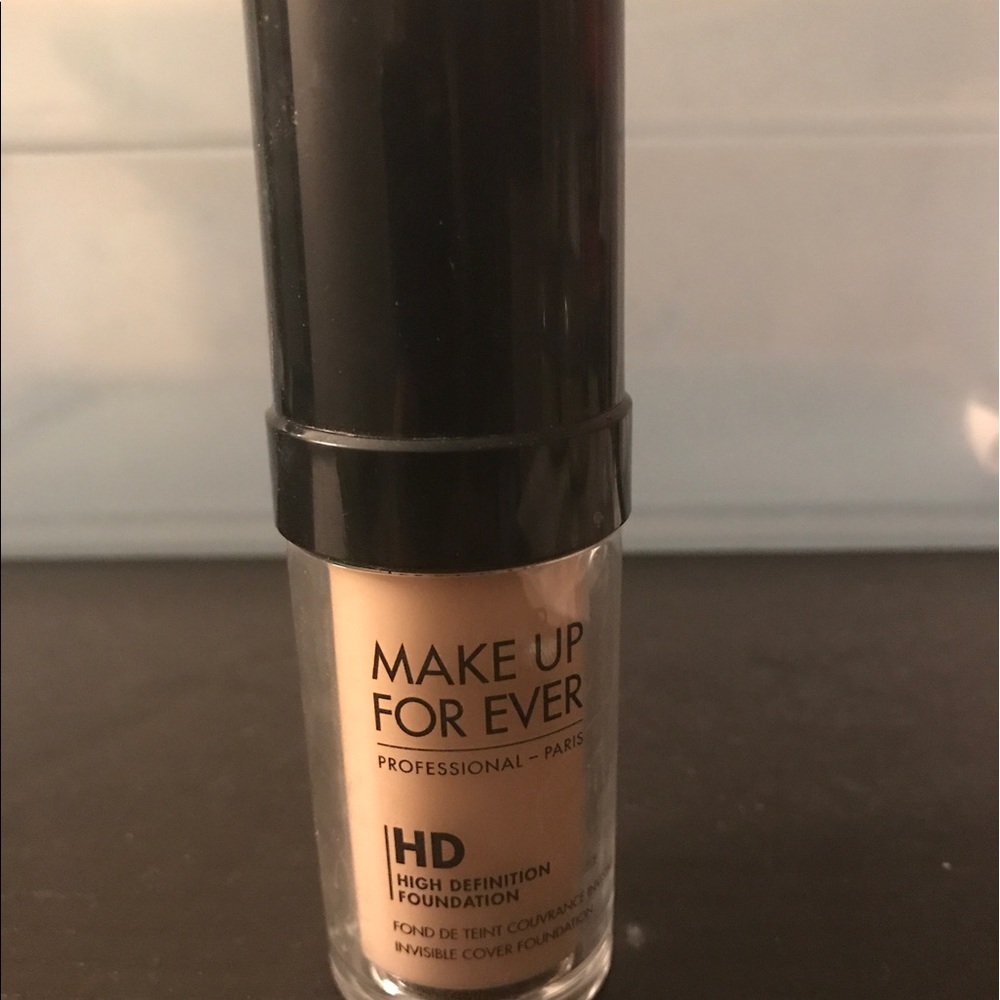 MAKEUP FOREVER ULTRA HD INVISIBLE COVER FOUNDATION