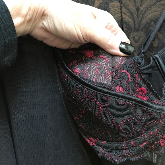 Lingerie - Picture 4 of 4