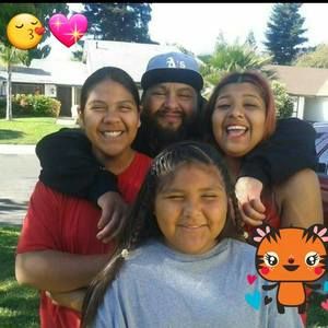 Meet your Posher, Justine