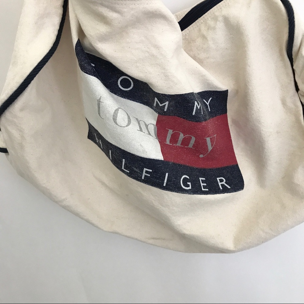Tommy Hilfiger "tommy" Canvas Weekender Duffle Bag - Picture 4 of 8