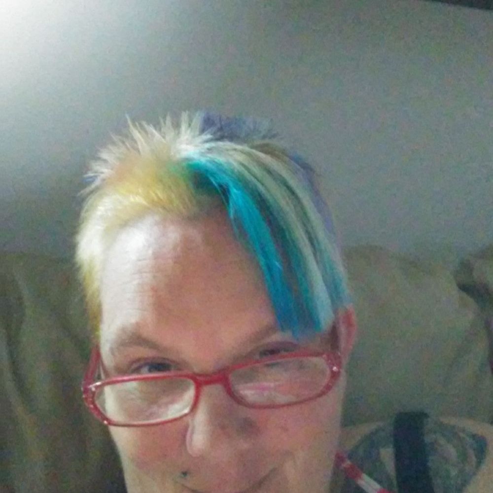 Meet your Posher, Steph