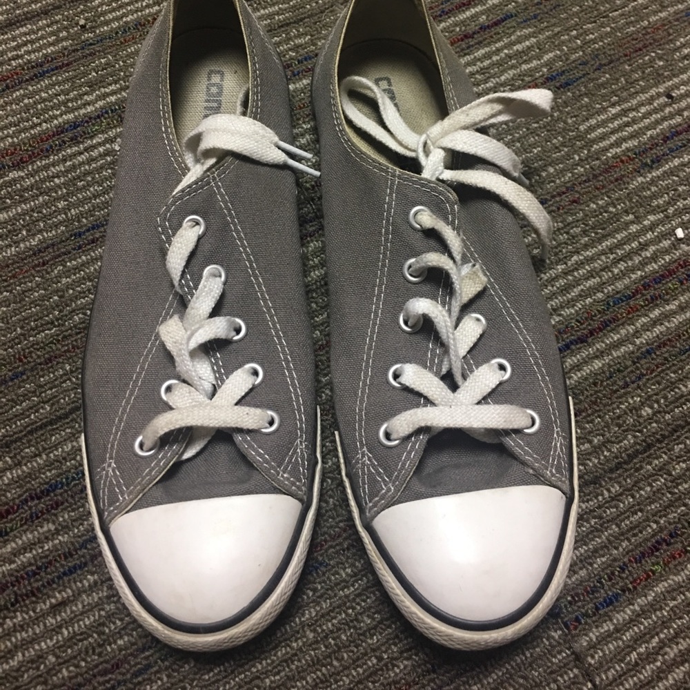 Grey converse