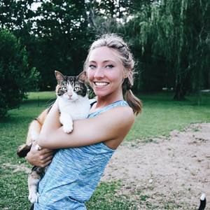 Meet your Posher, Sara