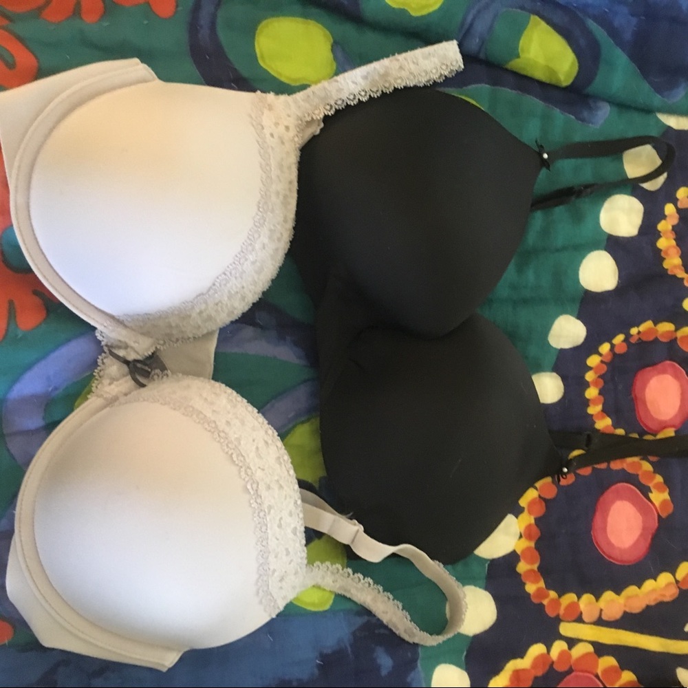 Victoria's Secret Plunge & Darling