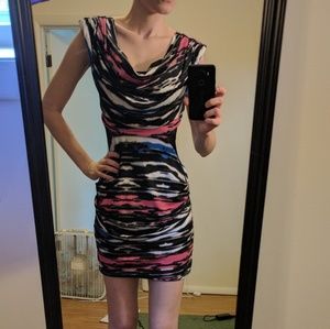 Bebe XS DOESN'T SHOW BRA!!!