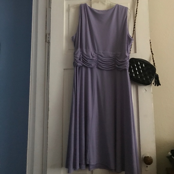 Dress - Picture 2 of 2