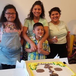 Meet your Posher, Lidia