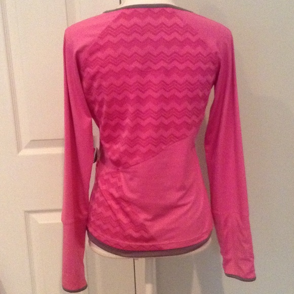 Bolle Top, NWT, Small - Picture 3 of 4