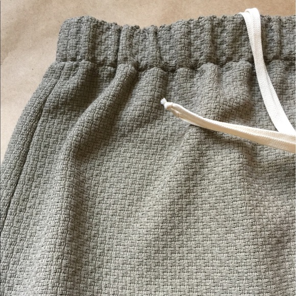 Creatures of Comfort beige straight skirt - Picture 4 of 4