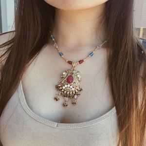 Necklace & earring set