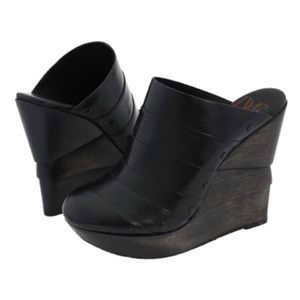 DVF Diane von Furstenberg Black Block Wedge Clogs