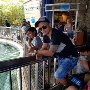 Meet your Posher, Dayan