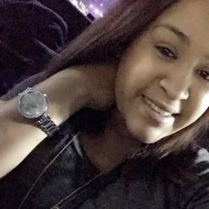 Meet your Posher, Marisol