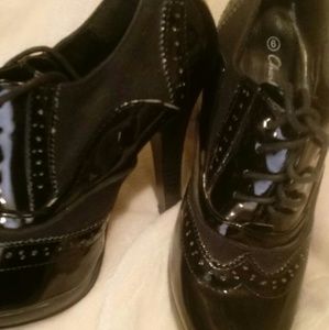 Charlotte Russe black leather lace up pumps