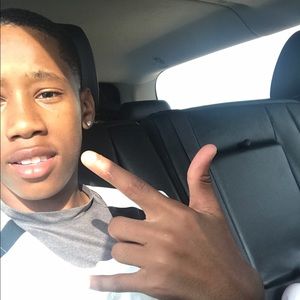 Meet your Posher, Christian