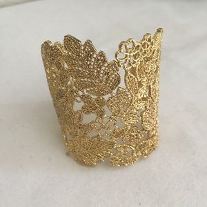 Stella & Dot Chantilly Lace Cuff Bracelet