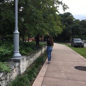 Meet your Posher, Camila