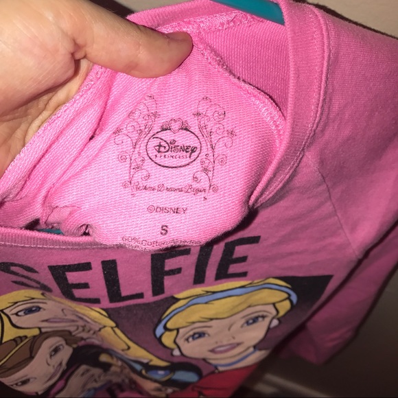 Disney princess sweatshirt "selfie royals" - Picture 3 of 4