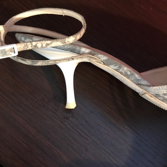 DKNY made in Italy size 8.5 Summer shoes! New! - Picture 5 of 7