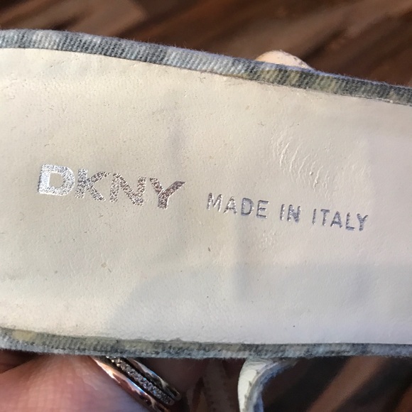 DKNY made in Italy size 8.5 Summer shoes! New! - Picture 7 of 7
