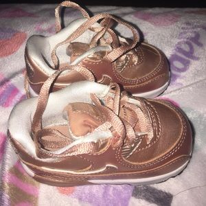 Toddler shoes