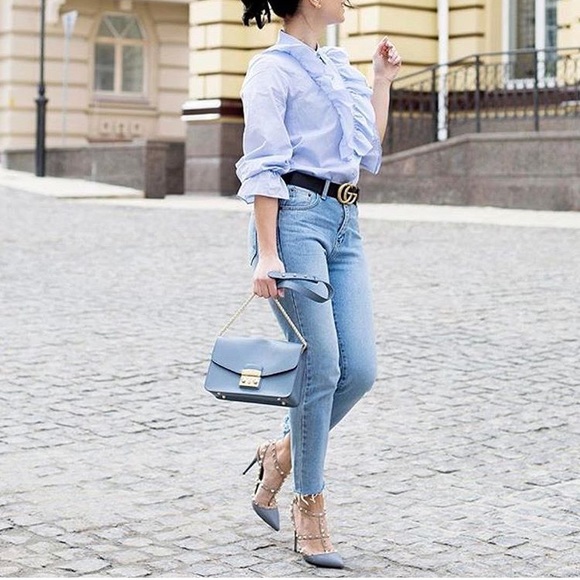 ❌⛔️SOLD❌⛔️ Authentic Valentino rock studs heels. - Picture 2 of 7