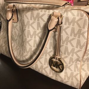 Used Micheal Kors Purse