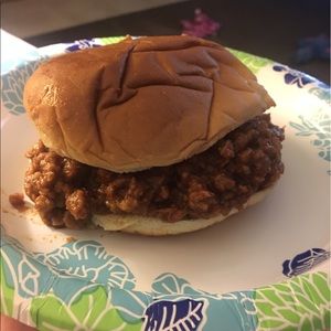 Meet your Posher, Alicia