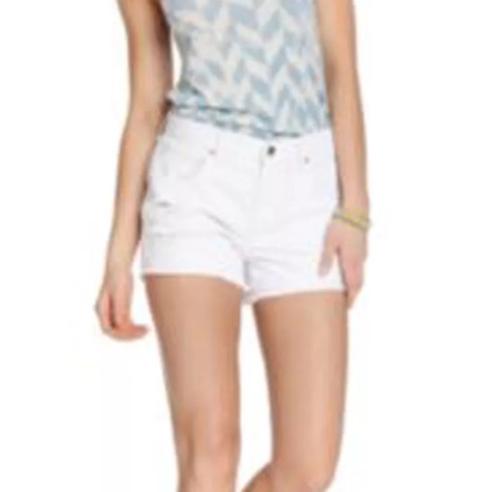 NWT ELSE WHITE DENIM DESTROYED SHORTS SZ 26