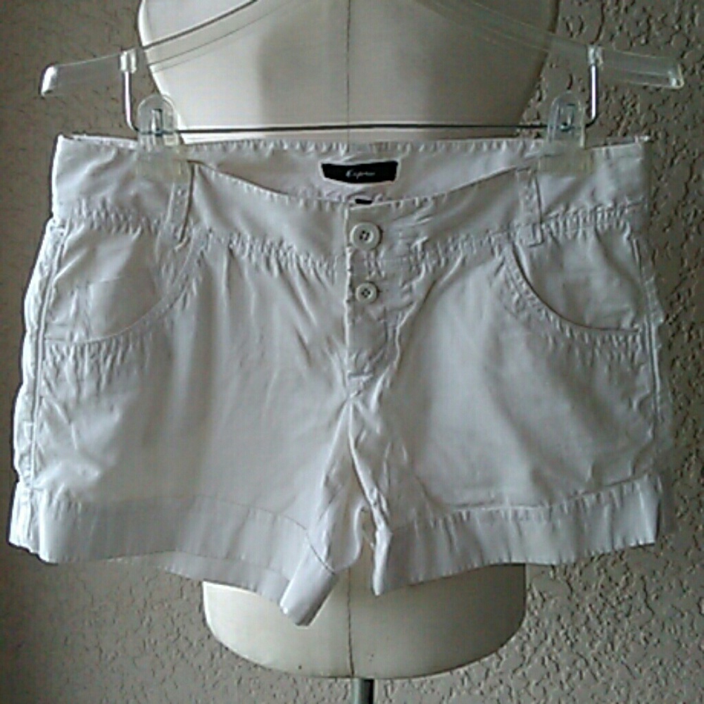 Express short size 8