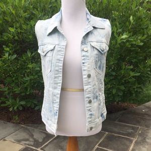 Acid Wash Denim Moto Vest-- EXCELLENT CONDITION
