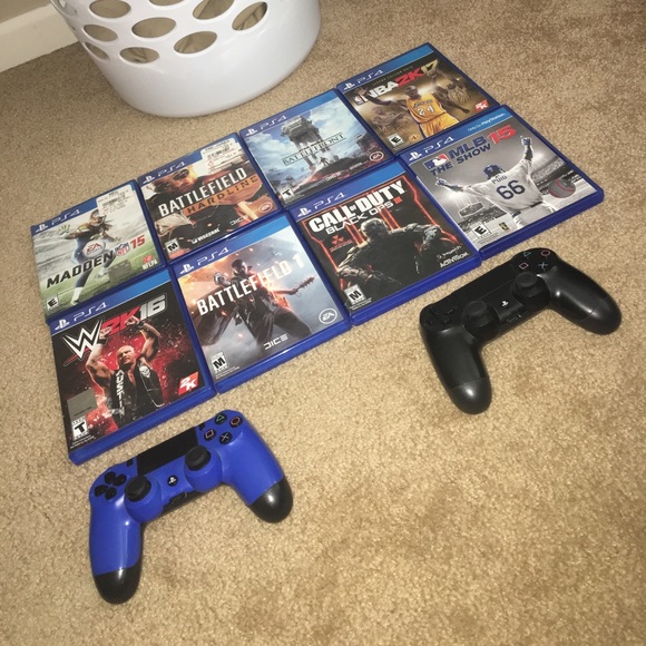 PlayStation 4, controllers, games - Picture 3 of 3